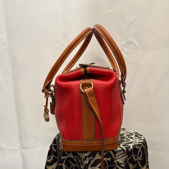 Dooney & Bourke Red and Tan Satchel doctor bag vintage leather - Picture 4 of 17